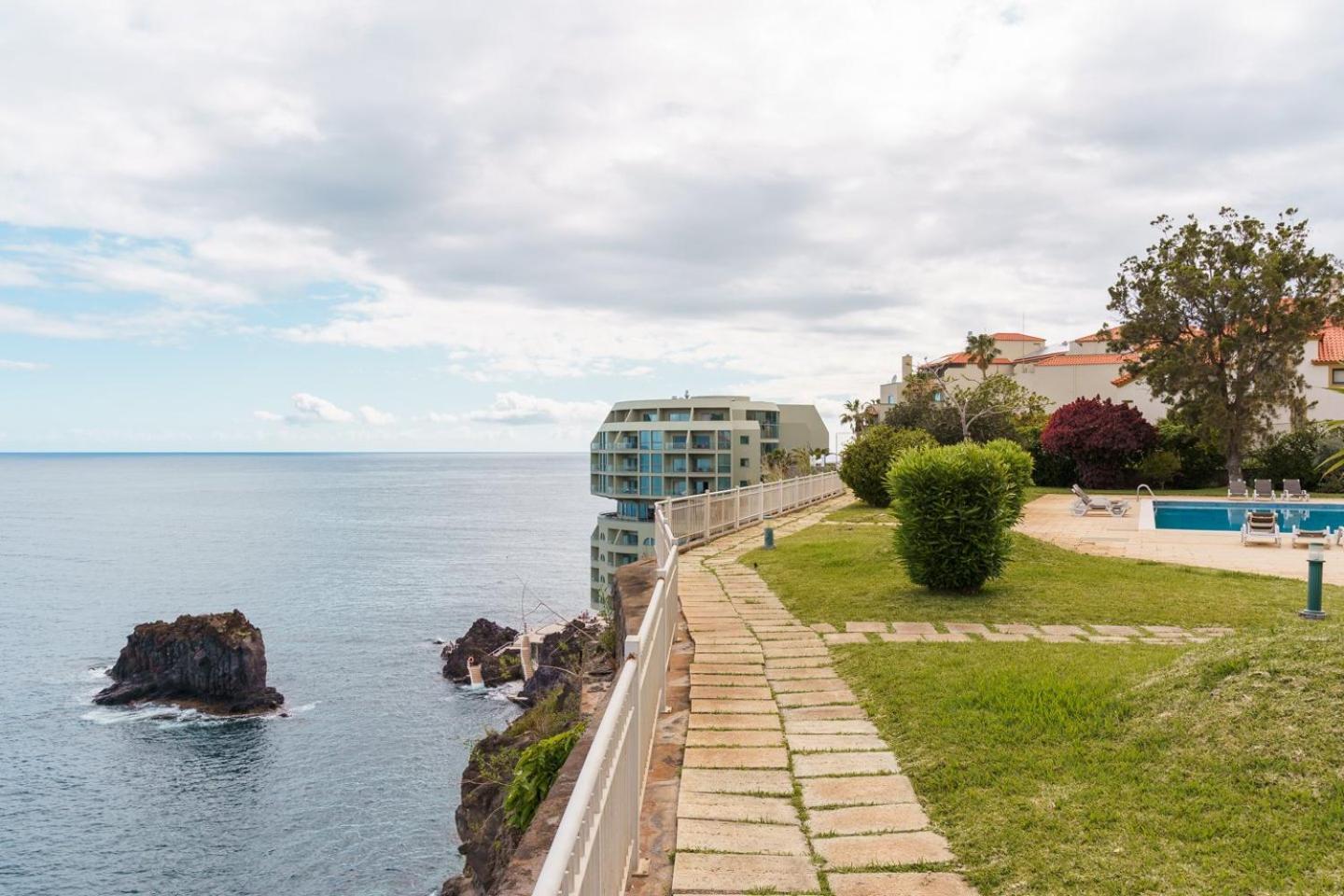 Sunny Getaway In Funchal Apartment Bagian luar foto